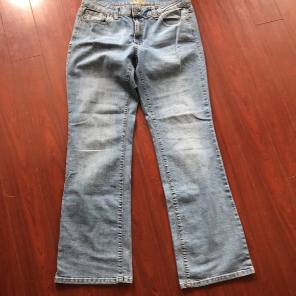 US Polo Assoc Women’s Size 10 Mid  Rise Boot Cut Light Denim Jeans - Picture 2 of 13